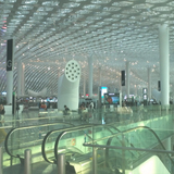 深圳机场吊牌